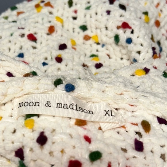 Moon &  Madison Cardigan - Picture 5 of 6